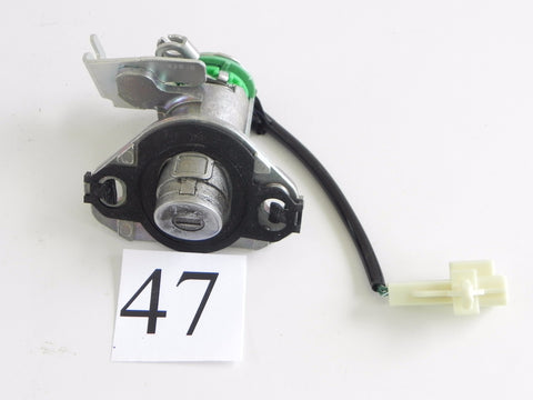 2013 LEXUS IS250 TRUNK LUGGAGE LID COMPARTMENT LOCK 69055-53050 OEM 298 #47 A