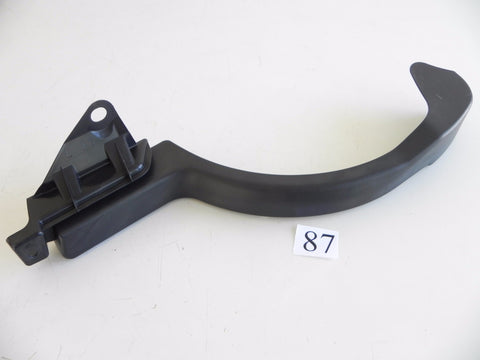 2014 LEXUS IS250 F-SPORT LUGGAGE HINGE COVER LEFT 64572-53040 OEM +++ #87 A