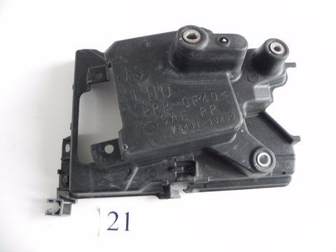 2006 LEXUS GS300 GS350 BATTERY TRAY PLATE MOUNT BRACKET 74431-30200 OEM 178#21 A - Advancebay, Inc.