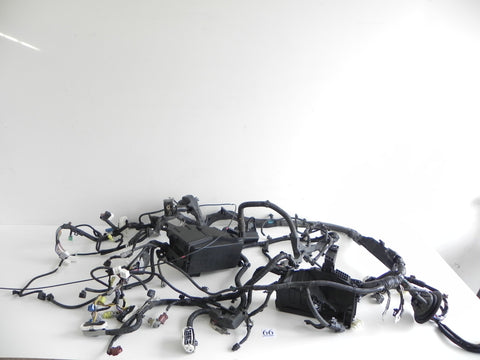 2010 LEXUS IS250 ENGINE WIRE WIRING HARNESS FUSE BOX 82111-53704A OEM 922 #66 A